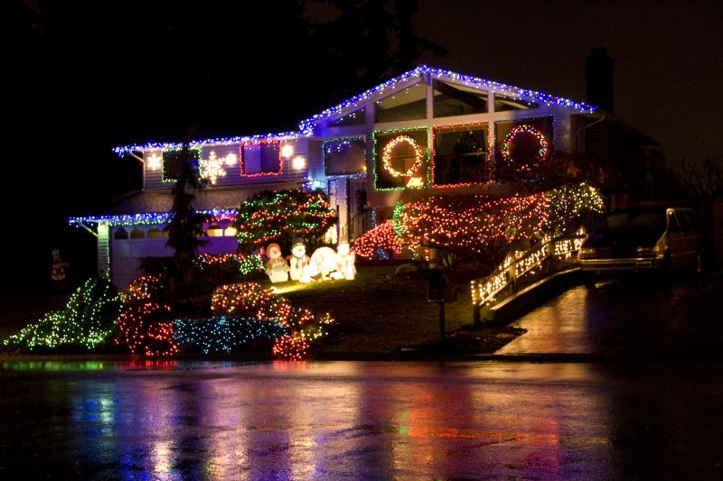 Holiday Lighting Installation